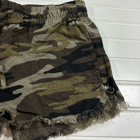 Express Camouflage Camo Shorts Raw Hem Womens Size Small Linen Drawstring - Picture 8 of 12